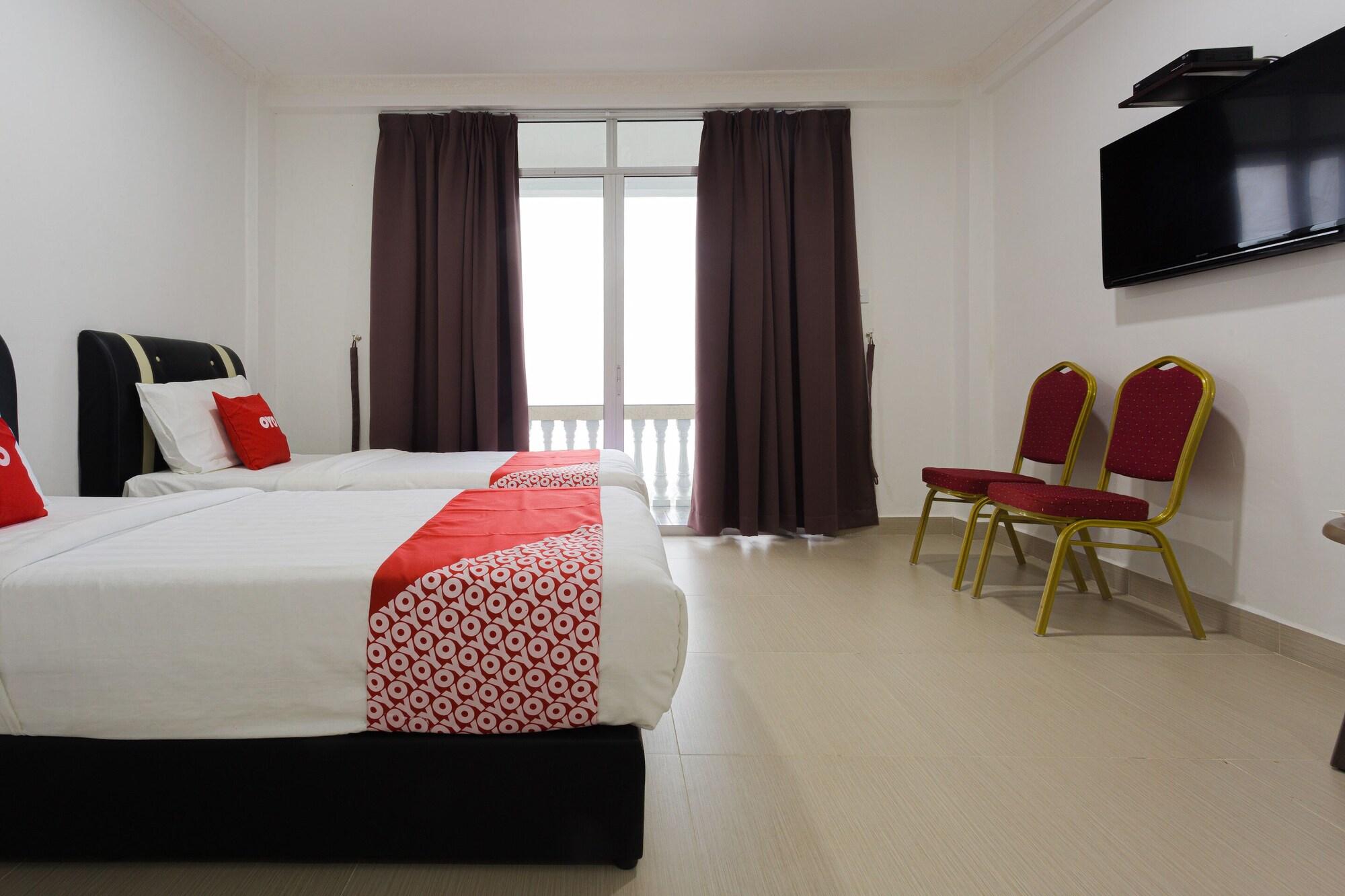Oyo 90043 Jasni Rijan Resort Ranau Bagian luar foto