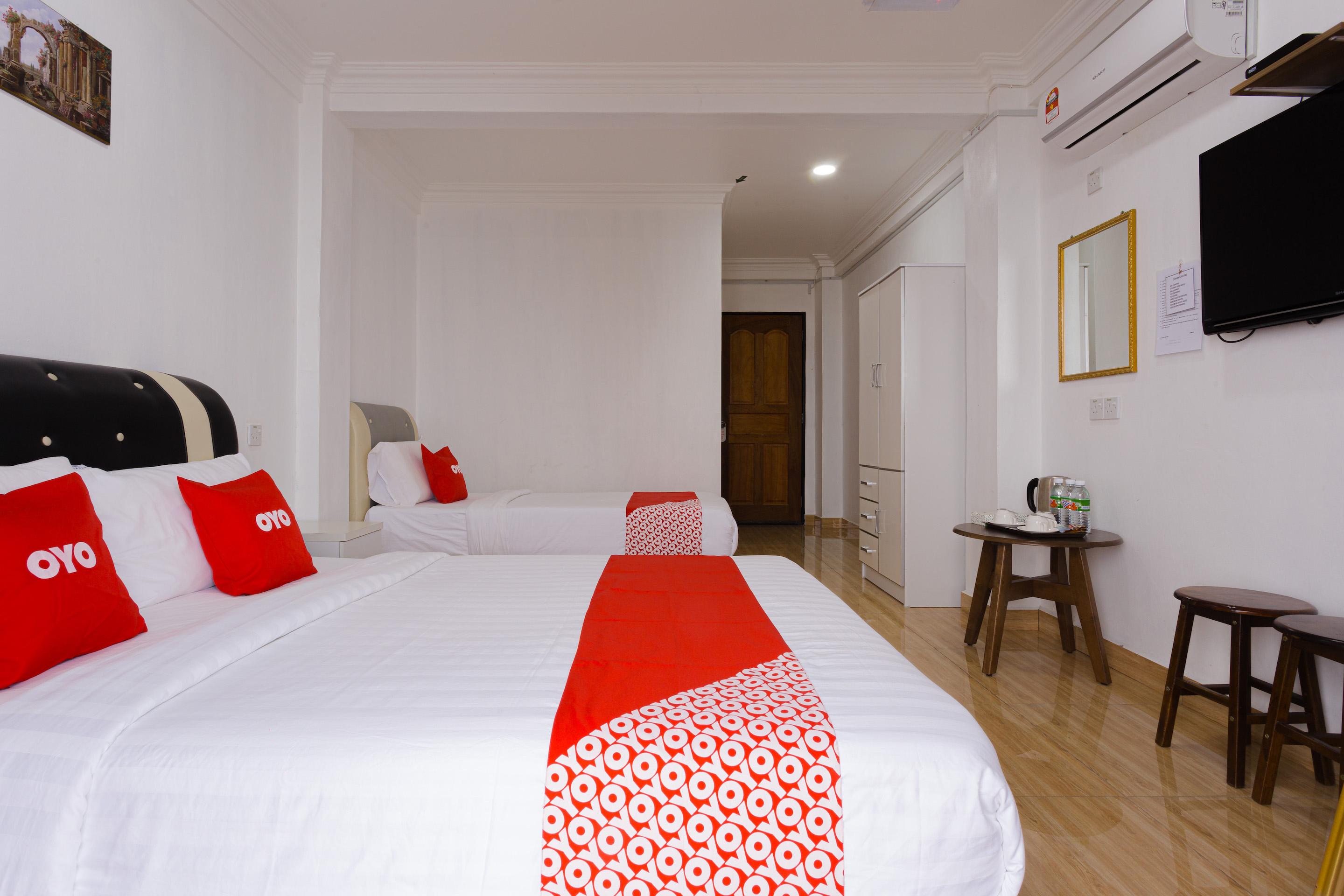 Oyo 90043 Jasni Rijan Resort Ranau Bagian luar foto